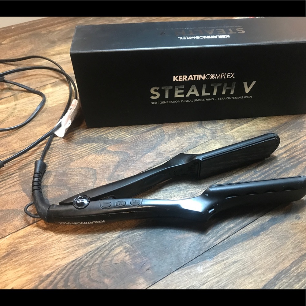 Keratin Complex Stealth V Straightener